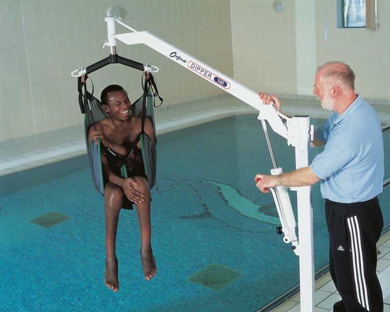 oxford dipper swimming pool hoist